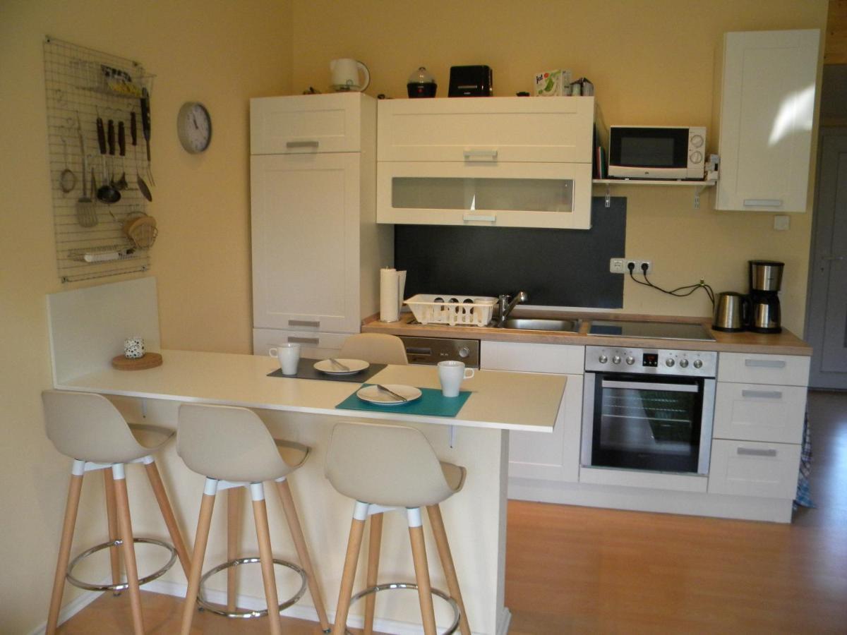 Business Apartment/Ferienwohnung Ellenhausen ภายนอก รูปภาพ